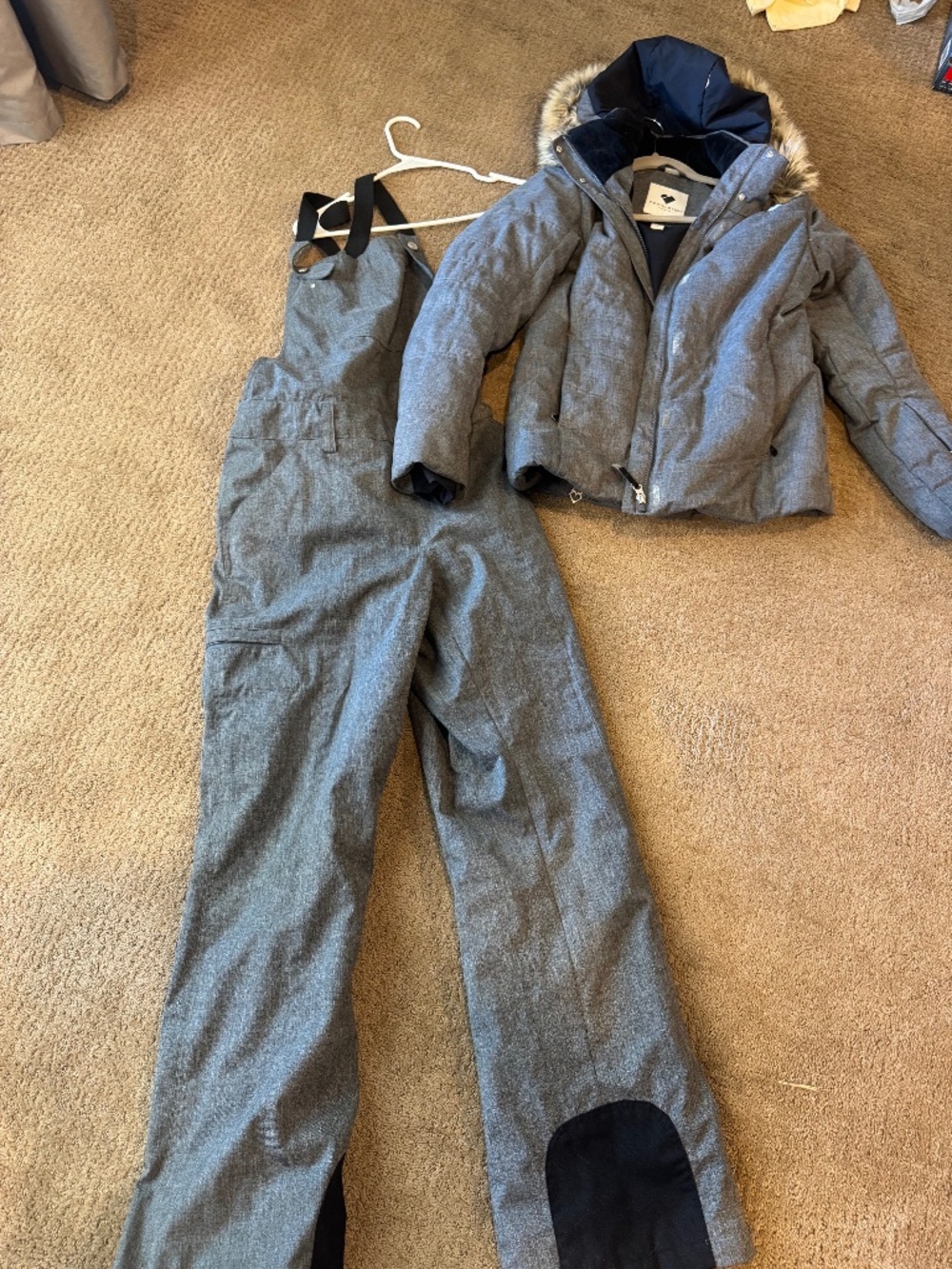 Women's Obermeyer Ski Overalls and Jacket-size 8